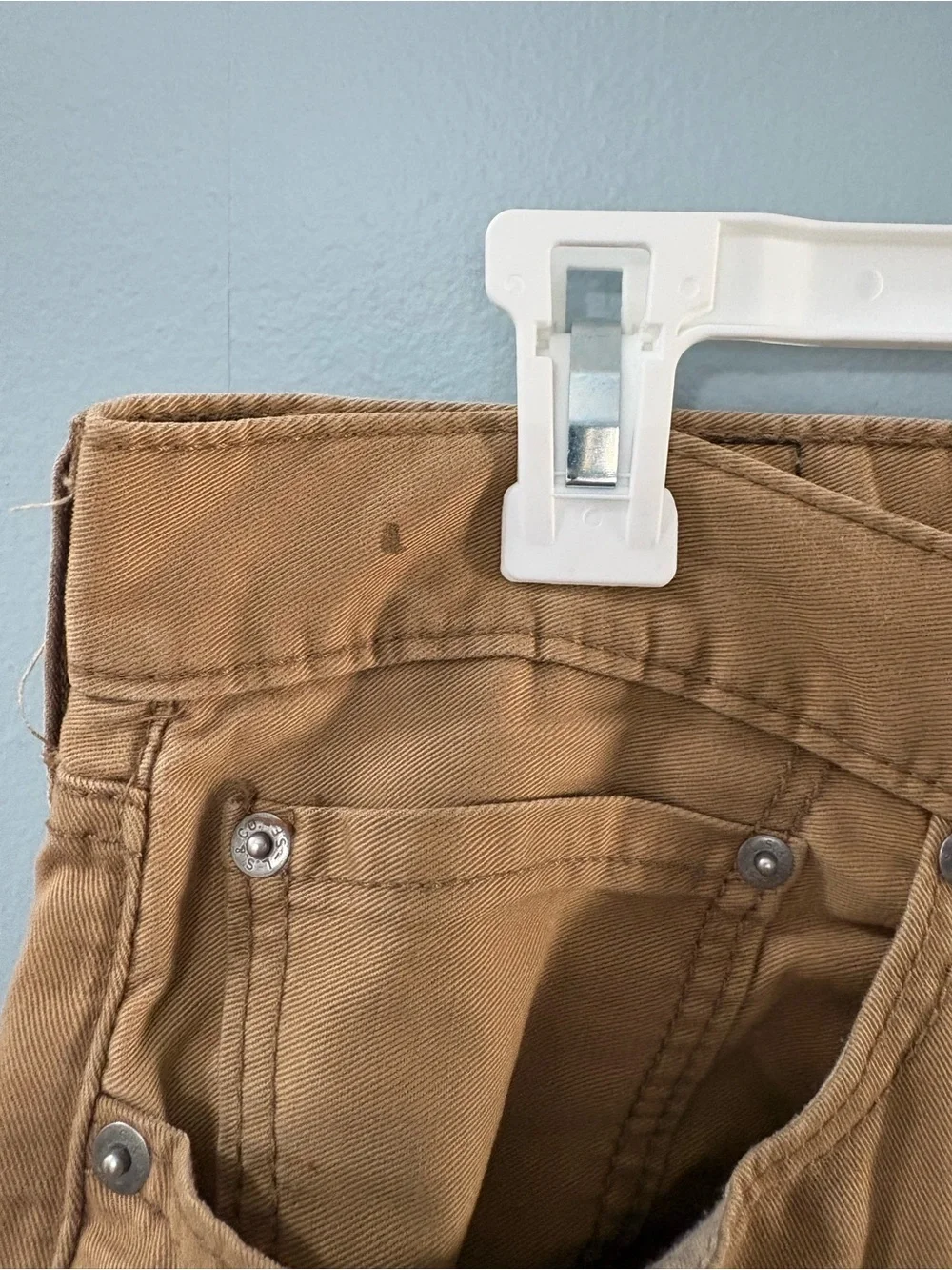 Levi's Men's Caramel Brown Chinos